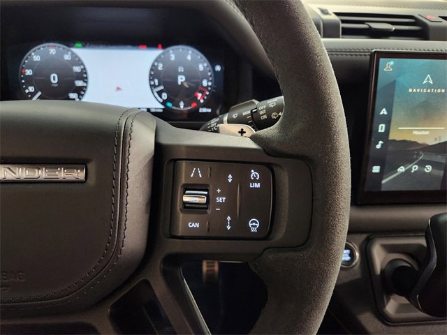 Used 2023 Land Rover Defender 90 Carpathian Edition image 27
