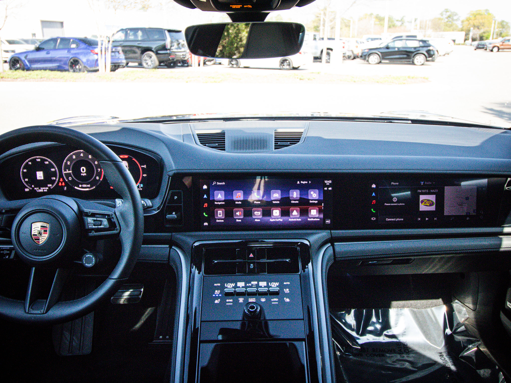 Used 2026 Porsche Panamera image 30