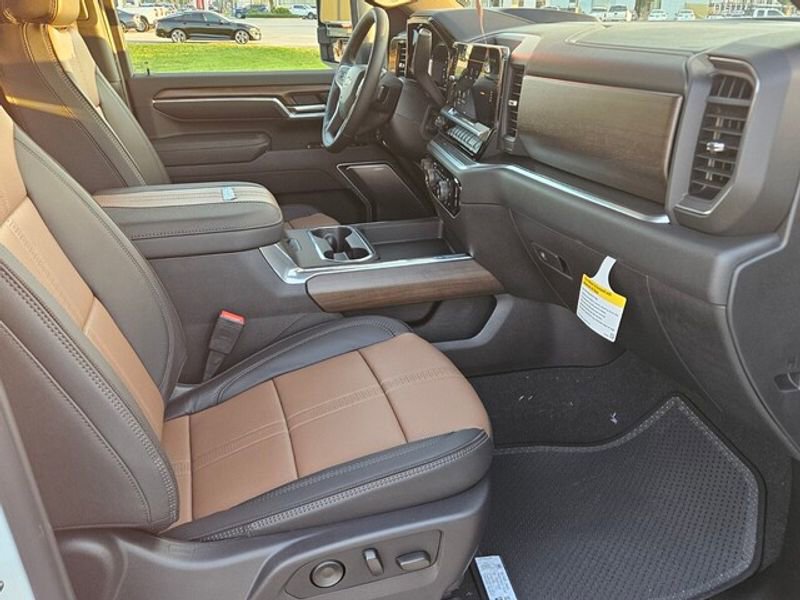 New 2026 Chevrolet Silverado 2500 High Country w/ Technology Package image 13