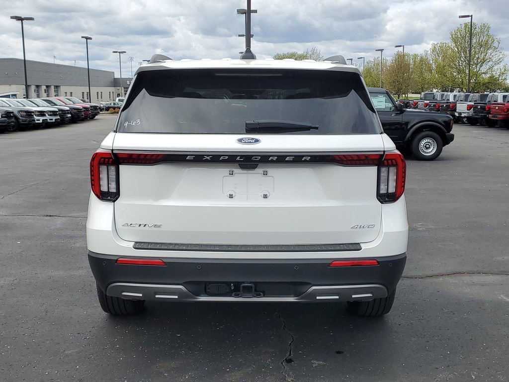 New 2026 Ford Explorer Active AWD/4WD image 5