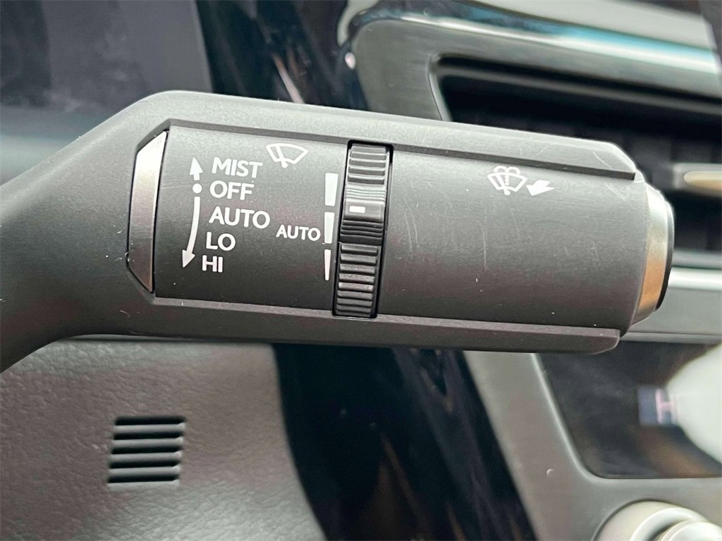 Certified 2023 Lexus ES 350 w/ Premium Package image 23