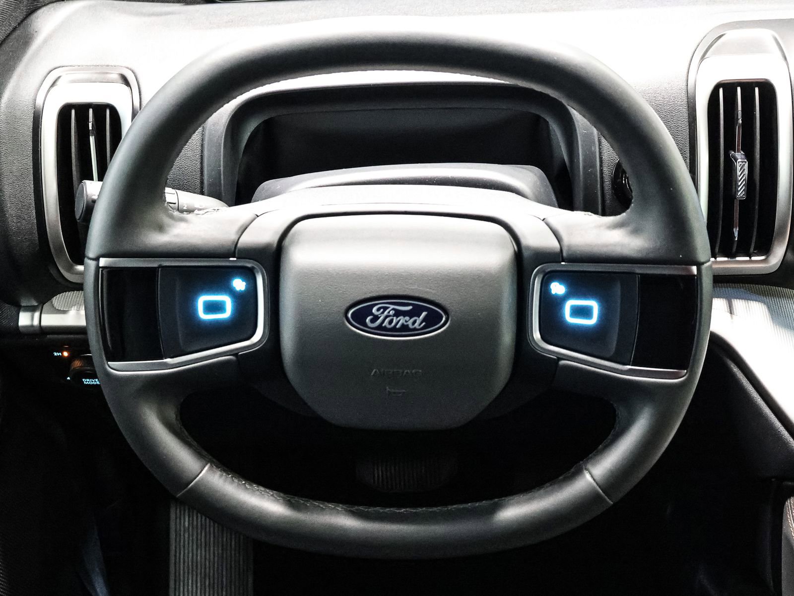 Certified 2025 Ford Expedition Active image 34