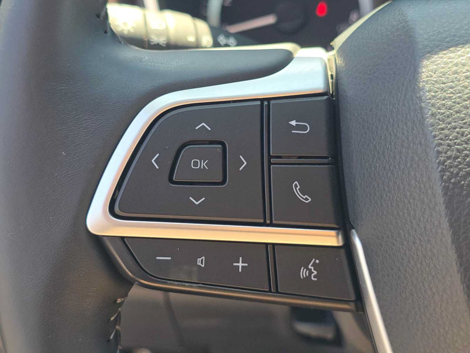 Certified 2026 Toyota Highlander XLE AWD/4WD image 31