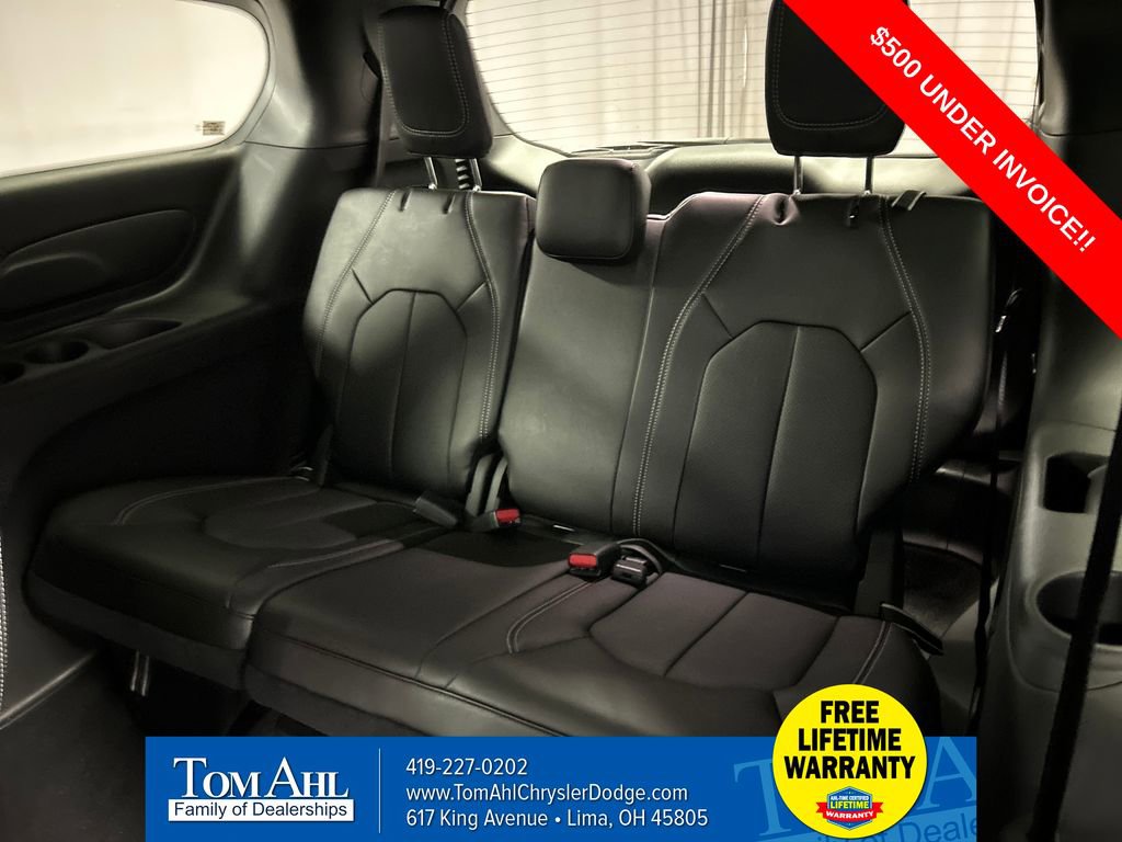 New 2026 Chrysler Voyager LX image 22
