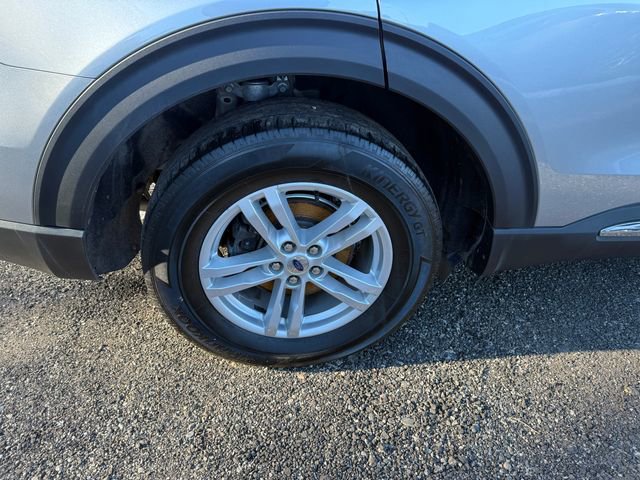 Used 2022 Ford Explorer XLT w/ Equipment Group 202A image 26