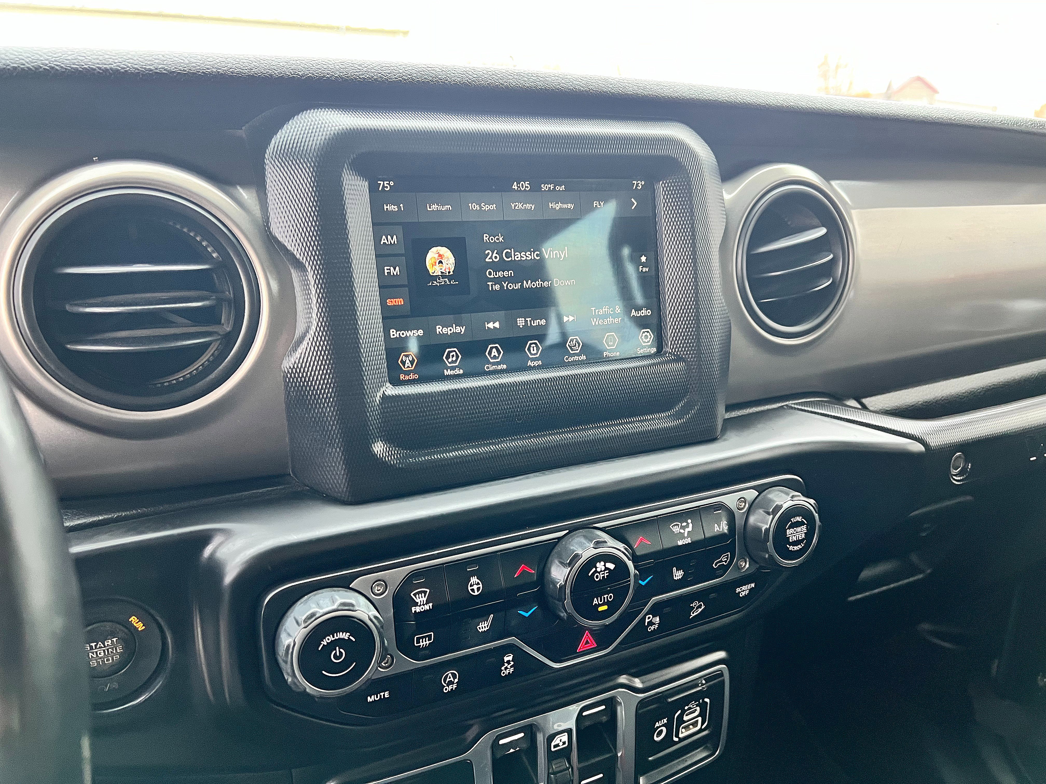 Used 2018 Jeep Wrangler Unlimited Sport S image 17