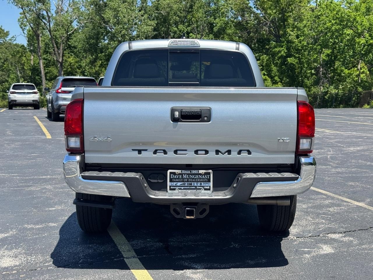 Used 2023 Toyota Tacoma SR5 AWD/4WD image 6