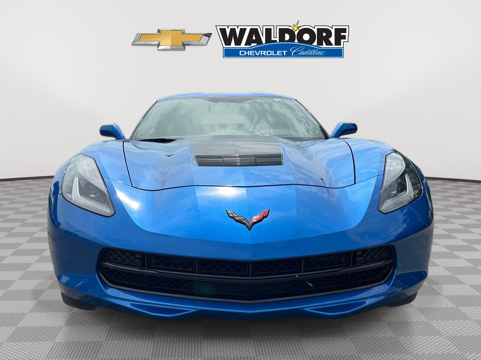 Used 2016 Chevrolet Corvette Stingray Coupe w/ 2LT Preferred Equipment Group RWD image 2