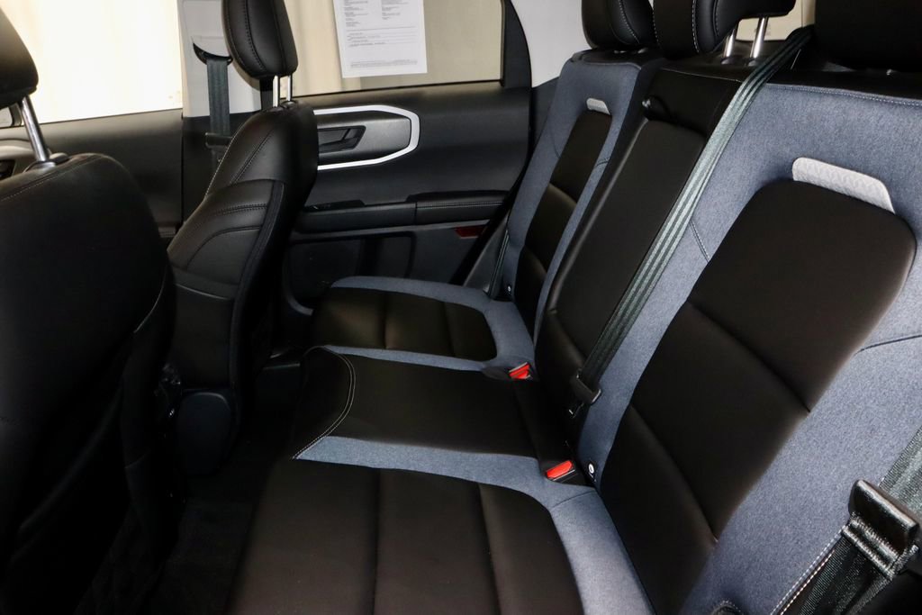 Certified 2025 Ford Bronco Sport Outer Banks w/ Outer Banks Tech Package+ AWD/4WD image 23