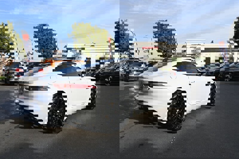 Used 2016 Jaguar F-TYPE S image 12