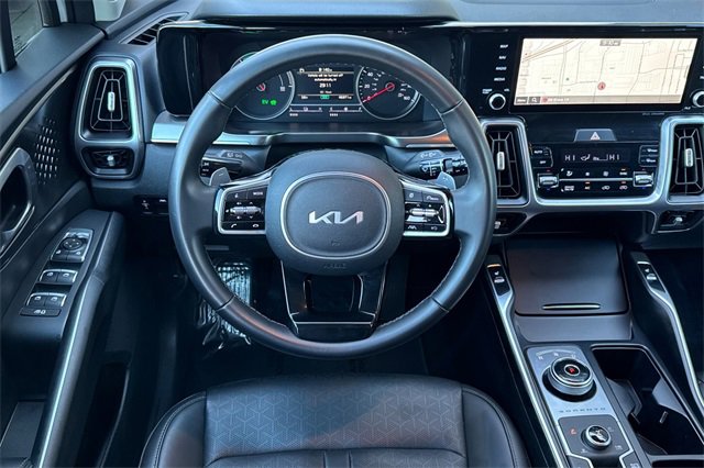 Used 2022 Kia Sorento S image 16