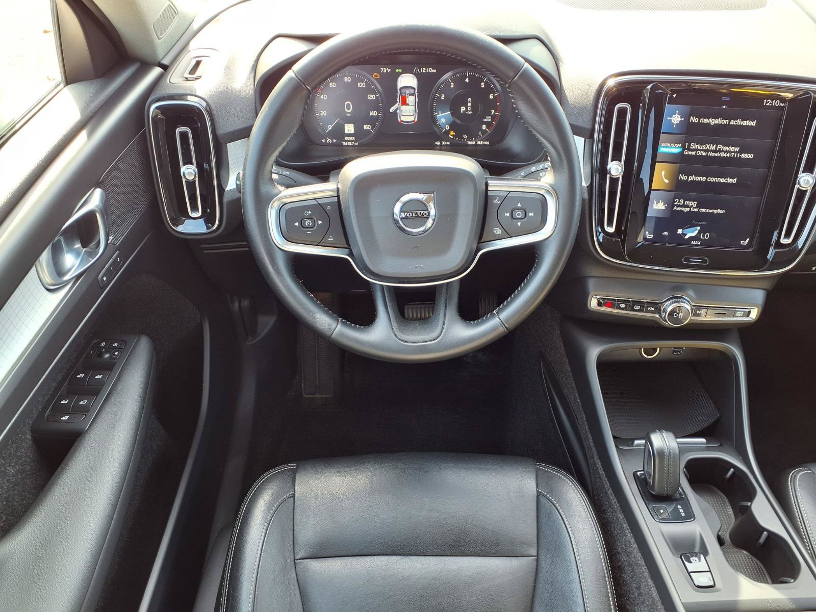 Used 2019 Volvo XC40 T5 Momentum AWD/4WD image 14