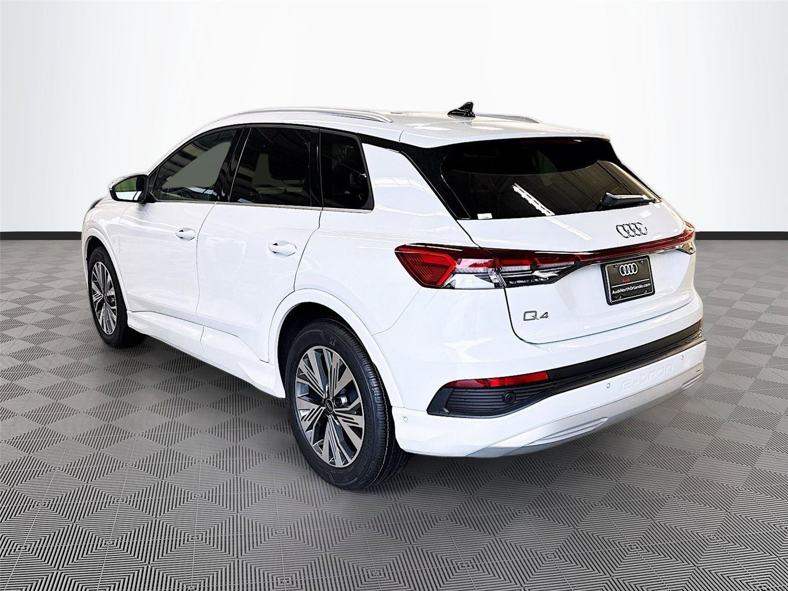 Certified 2023 Audi Q4 e-tron Premium Plus w/ Premium Plus RWD image 5