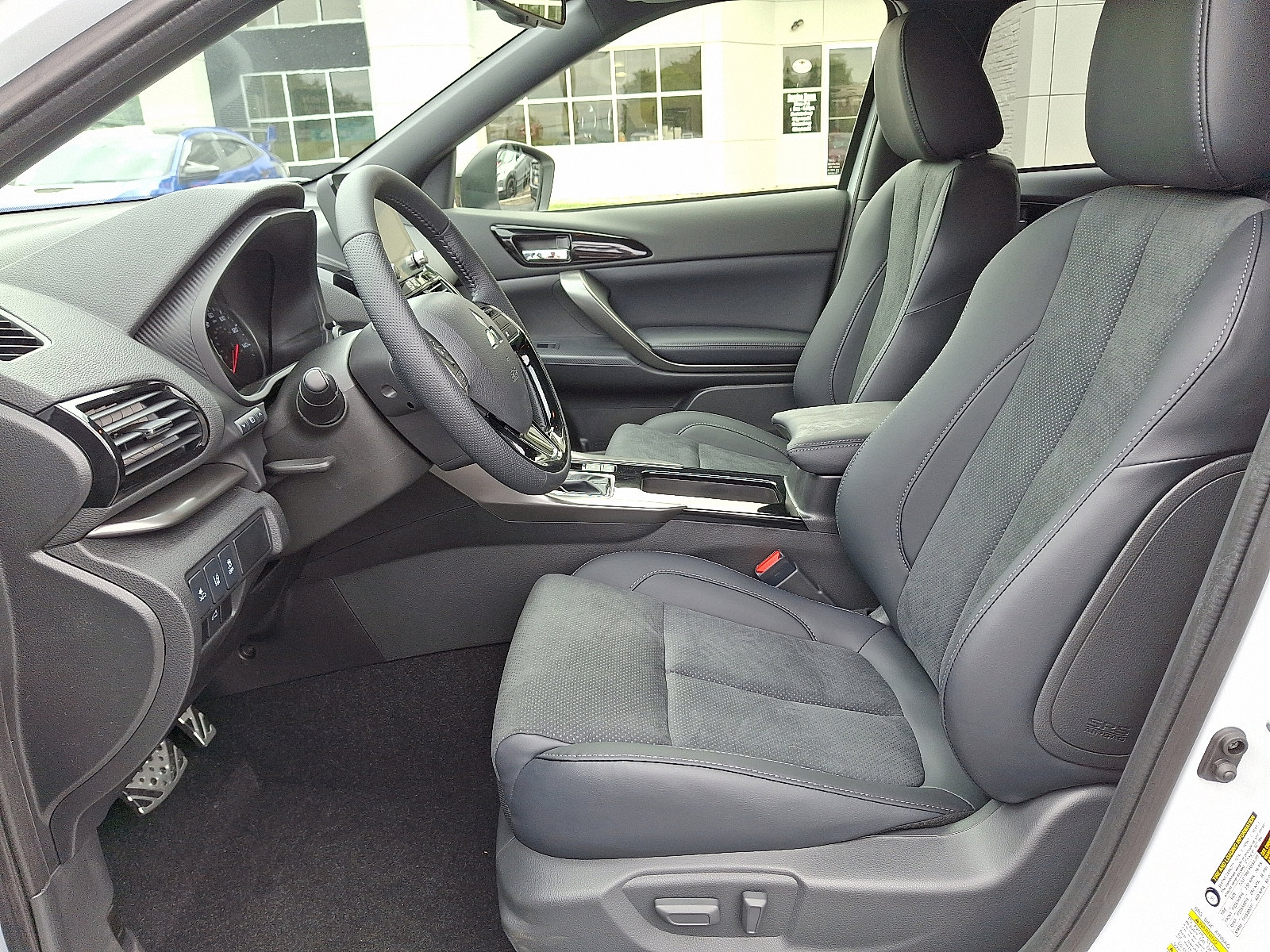 New 2025 Mitsubishi Eclipse Cross AWD image 13