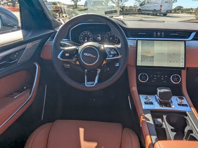 New 2026 Jaguar F-PACE R-Dynamic S image 13