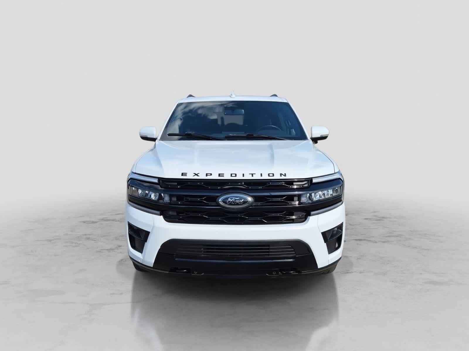 Used 2023 Ford Expedition Max Limited AWD/4WD image 3