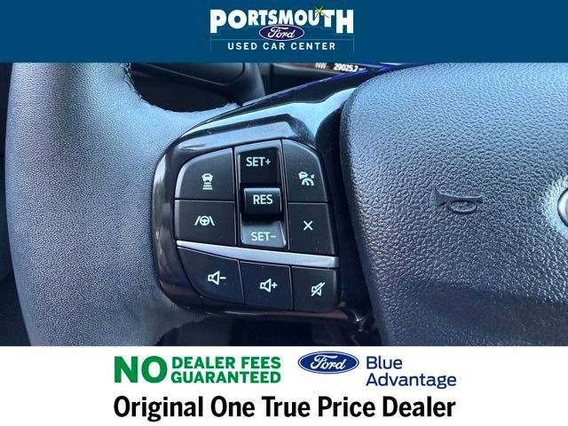 Certified 2022 Ford Escape Titanium w/ Class II Trailer Tow Package image 18