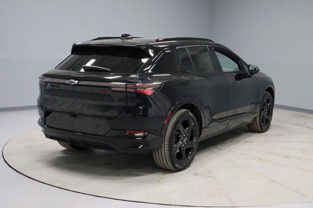 Used 2024 Chevrolet Equinox EV RS image 11