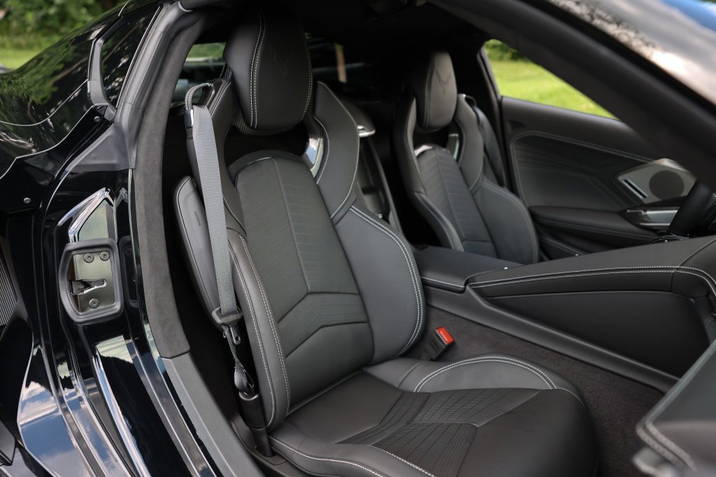 Used 2024 Chevrolet Corvette Z06 image 6