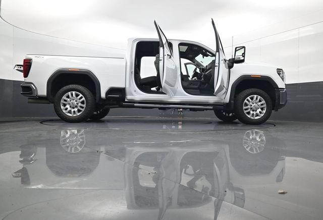 Certified 2024 GMC Sierra 2500 SLT w/ SLT Premium Package AWD/4WD image 33