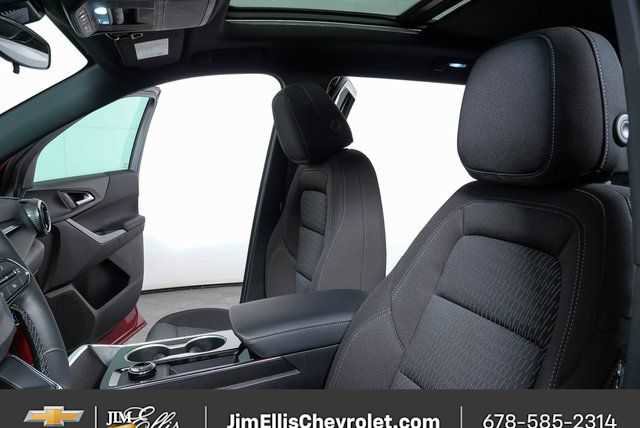 New 2026 Chevrolet Equinox LT w/ Midnight Edition image 5