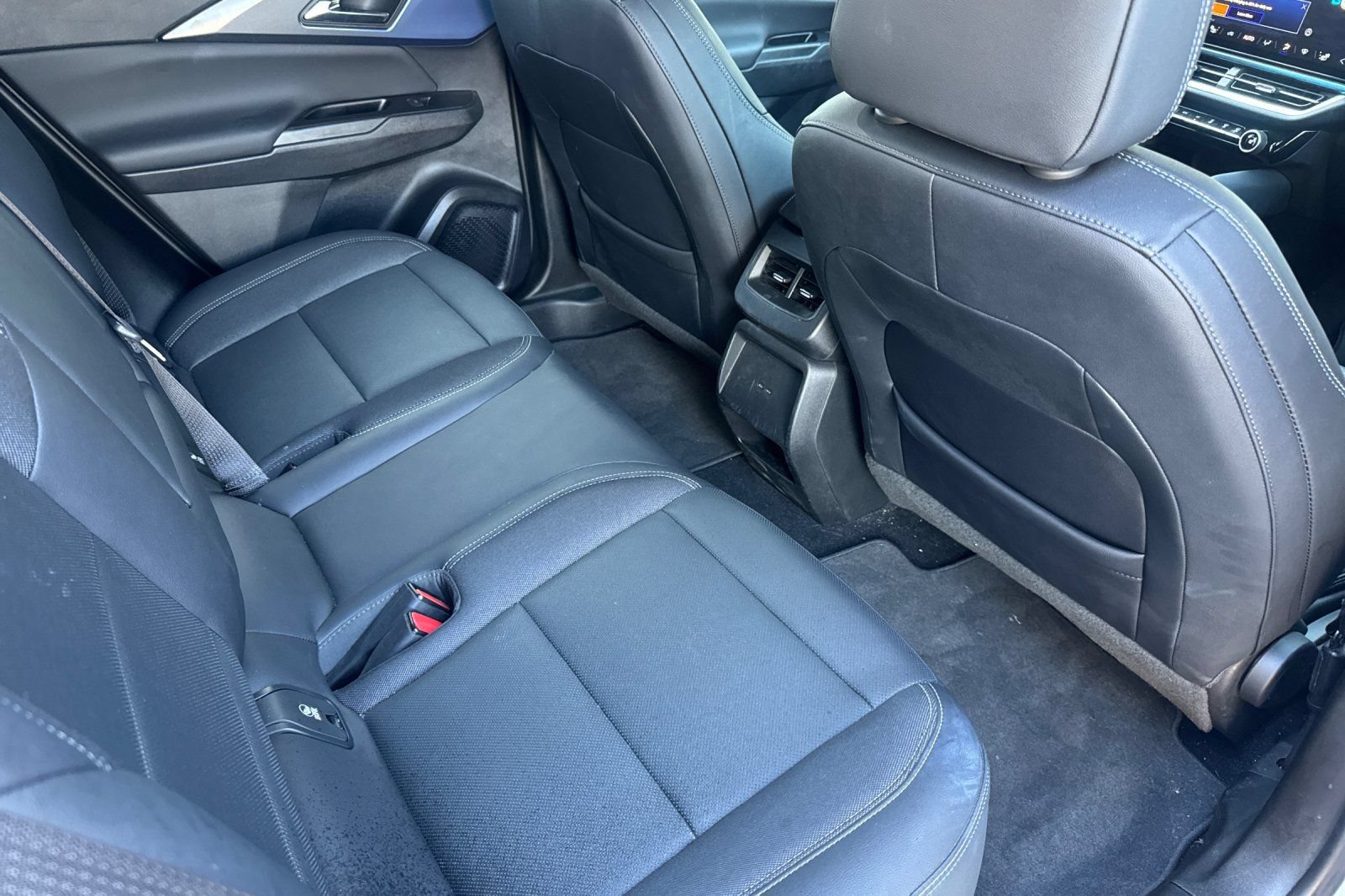 Used 2024 Chevrolet Equinox EV LT w/ LPO, Trailering Package FWD image 19