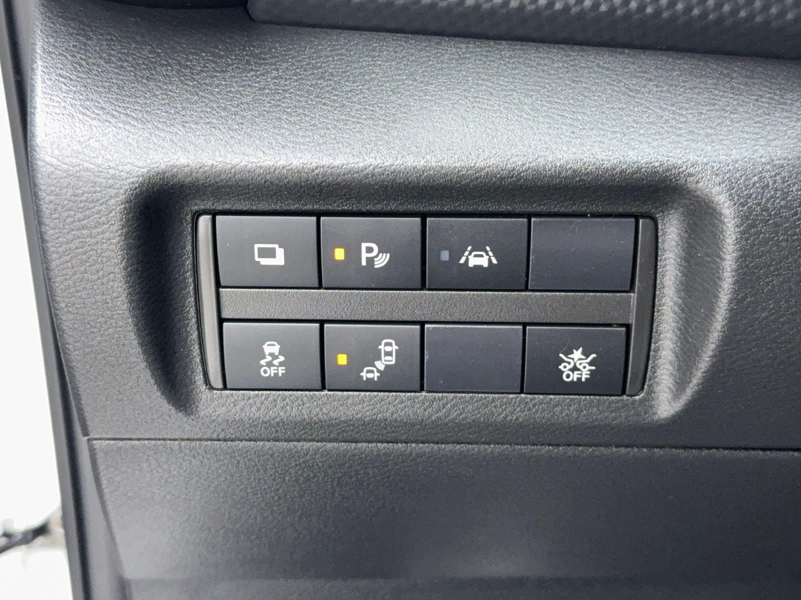 Used 2023 Nissan Kicks S FWD image 36