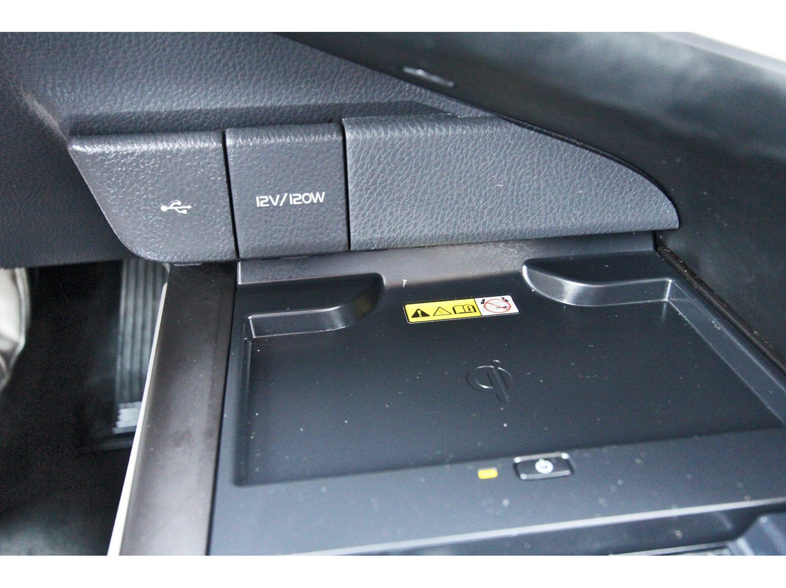 Used 2024 Toyota Camry XSE FWD image 28