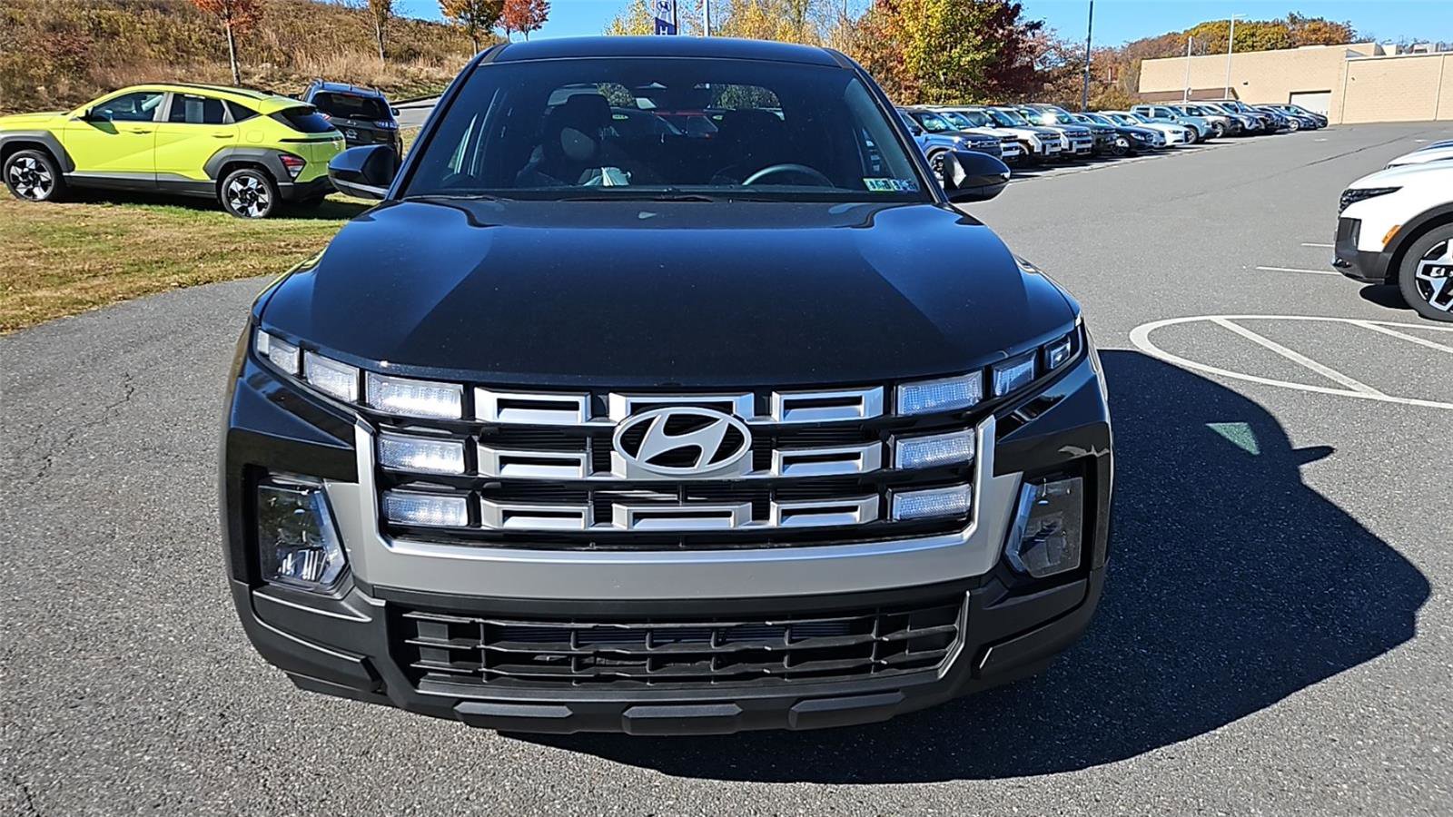 New 2026 Hyundai Santa Cruz SE image 2