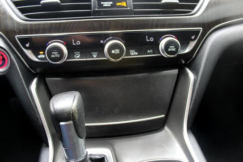 Used 2019 Honda Accord EX image 33
