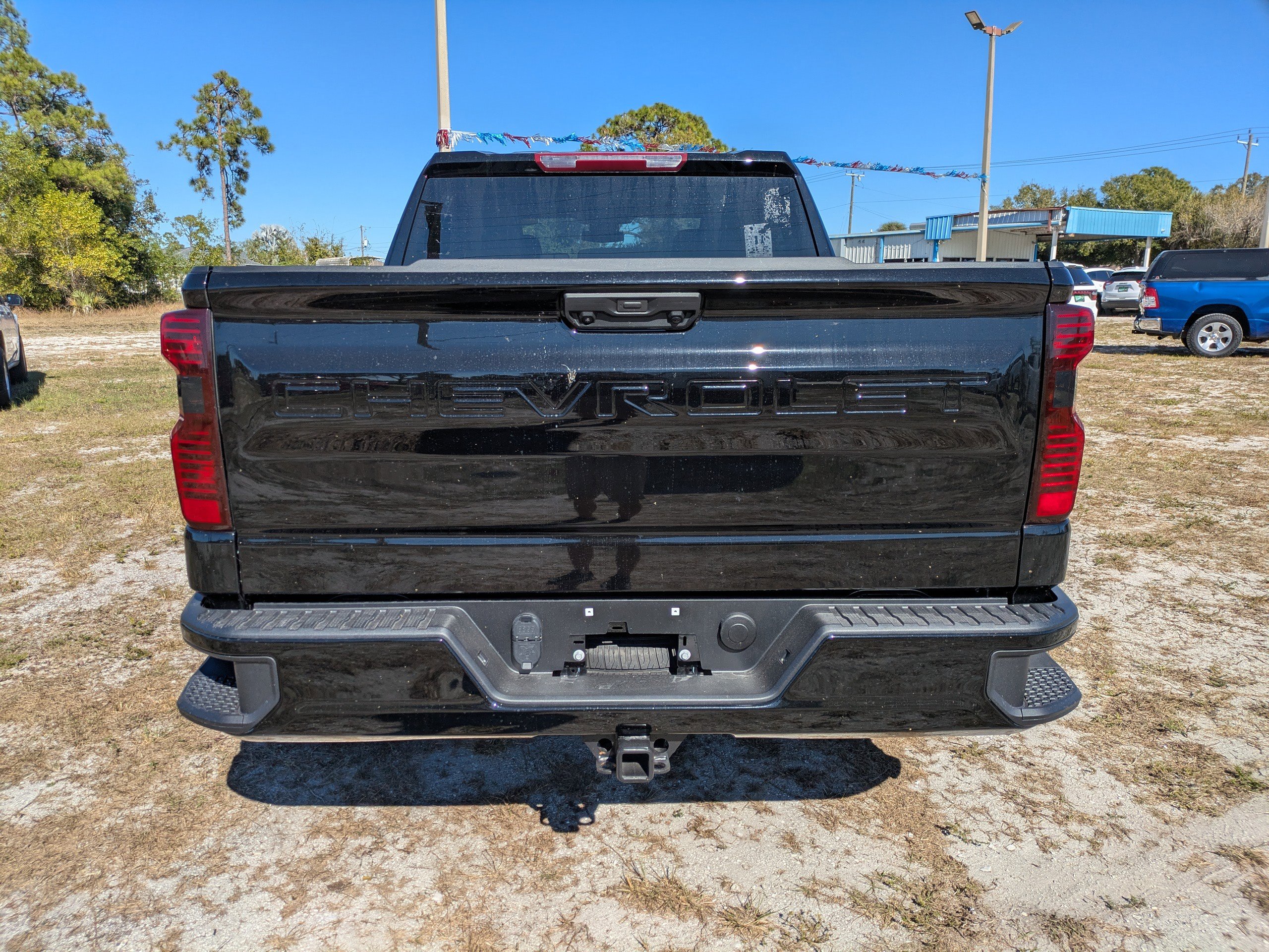 Used 2026 Chevrolet Silverado 1500 Custom w/ Turbomax Blackout Package image 5