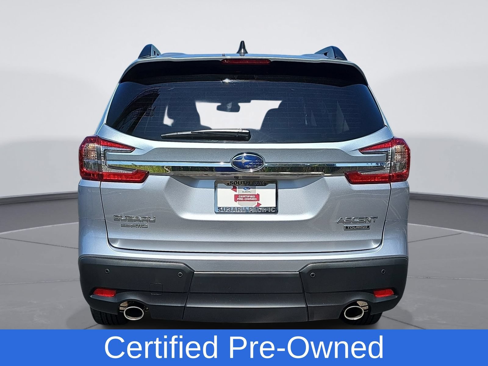 Used 2025 Subaru Ascent Touring AWD/4WD image 4