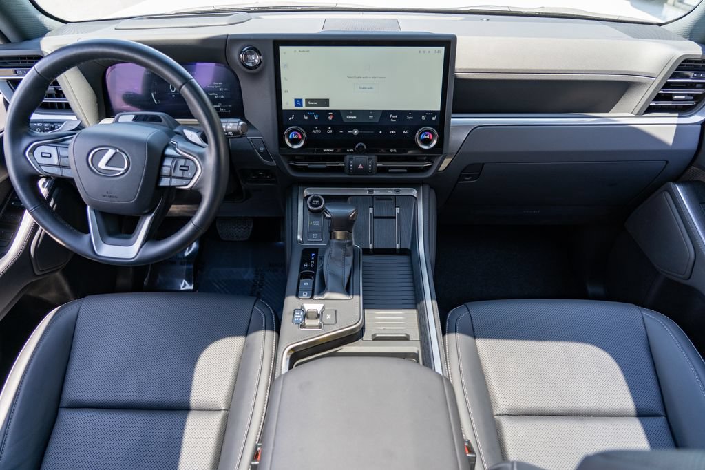 Used 2024 Lexus GX 550 w/ Accessory Package (2T) AWD/4WD image 21