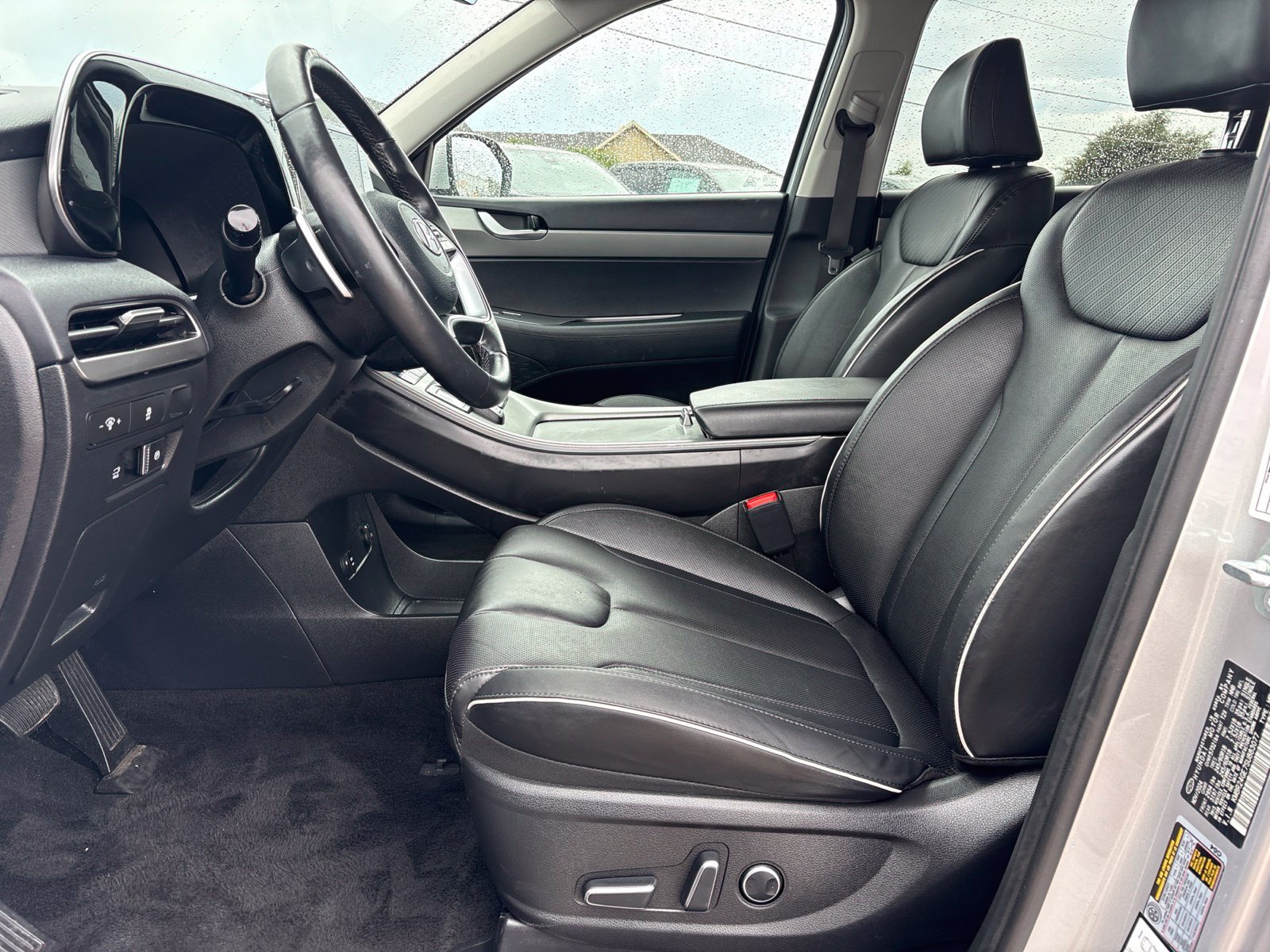 Used 2025 Hyundai Palisade SEL FWD image 13