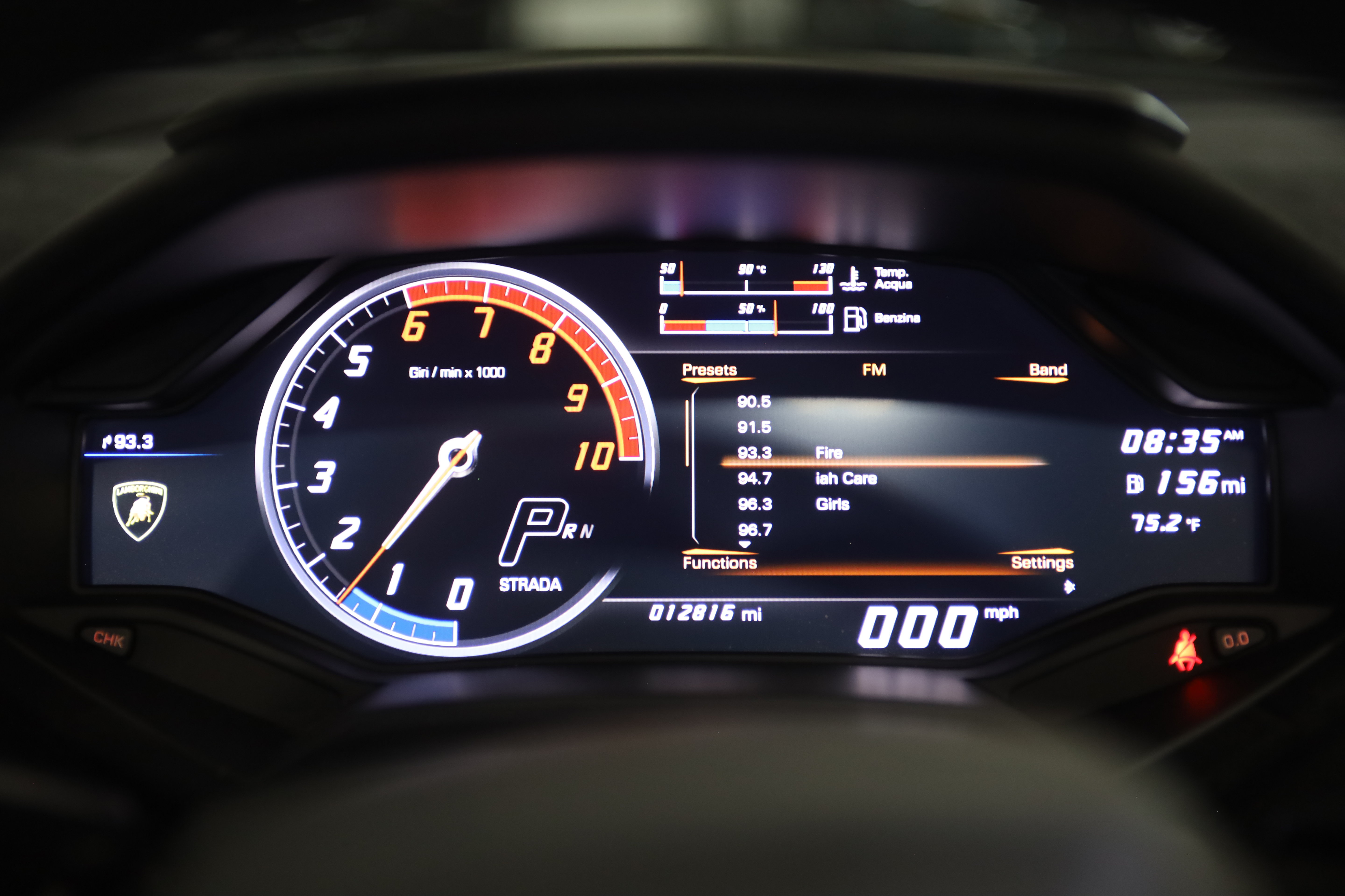 Used 2019 Lamborghini Huracan Performante AWD/4WD image 17