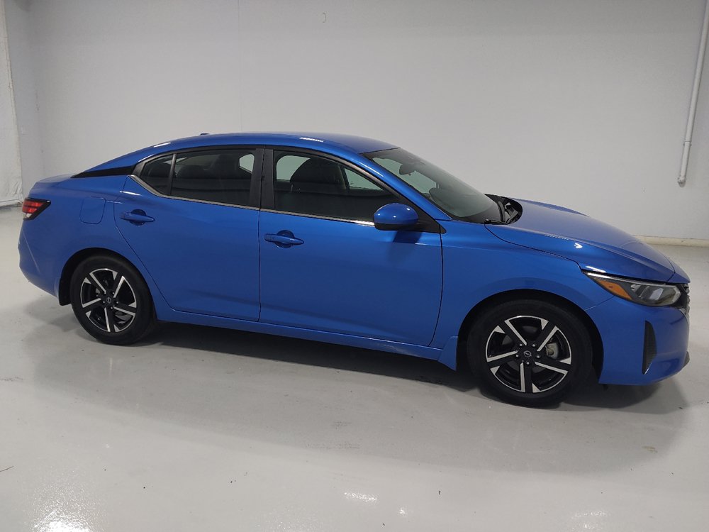 Used 2024 Nissan Sentra SV FWD image 11