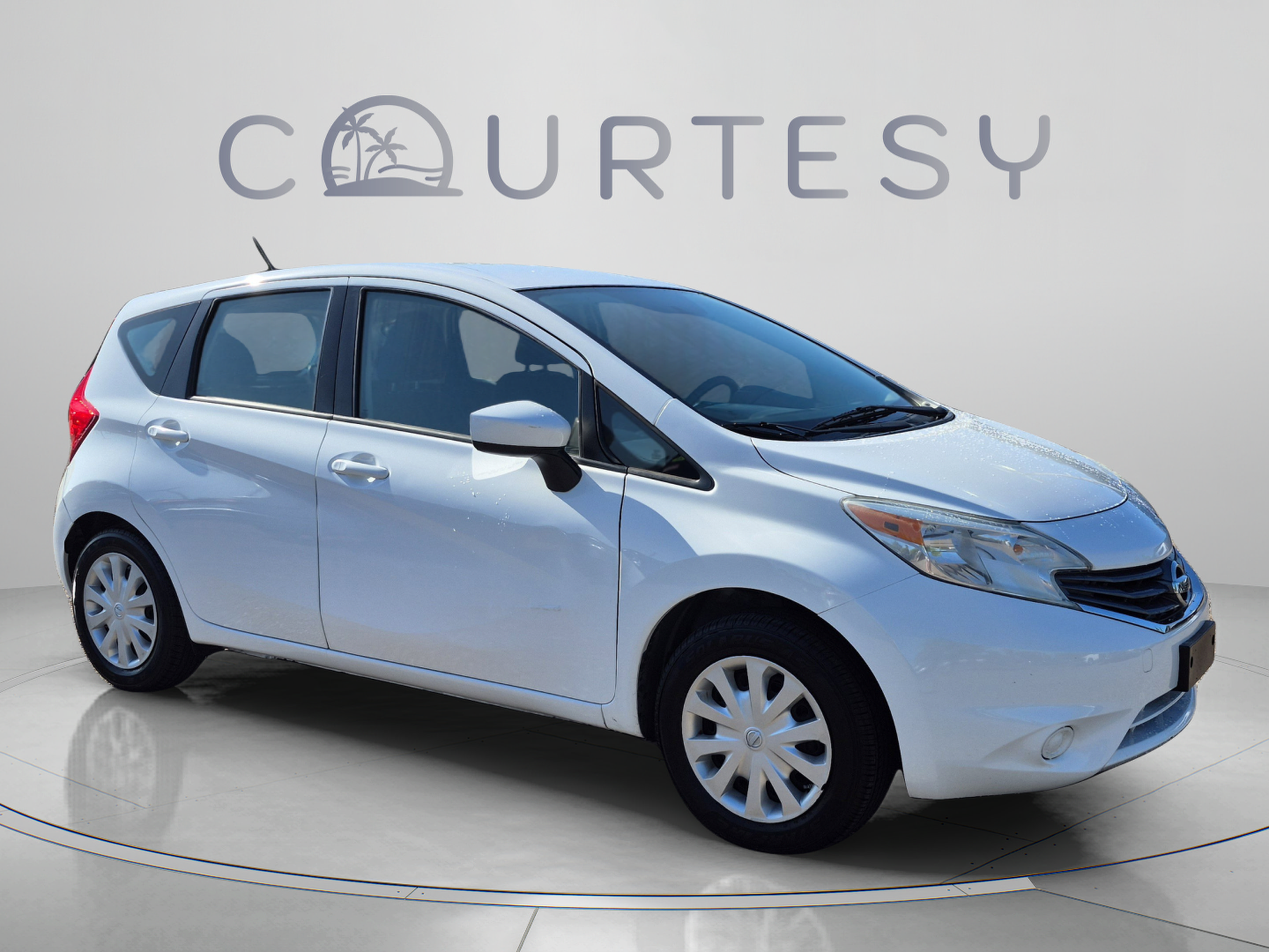 Used 2016 Nissan Versa Note SV FWD image 7
