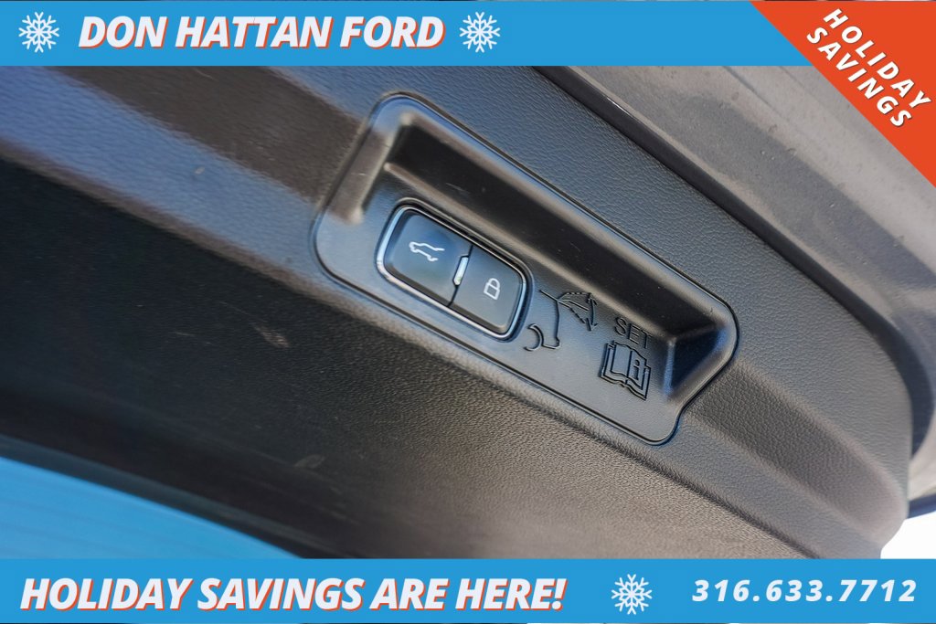 Used 2022 Ford Explorer XLT w/ Equipment Group 202A image 35