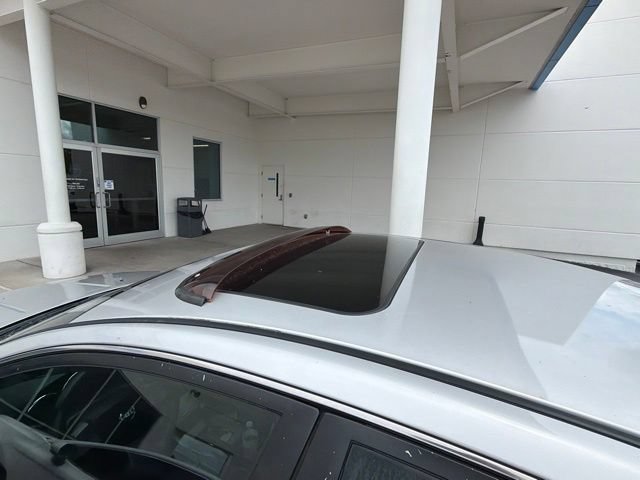 Used 2006 Nissan Altima 3.5 SE w/ (R01) Sport Pkg FWD image 6