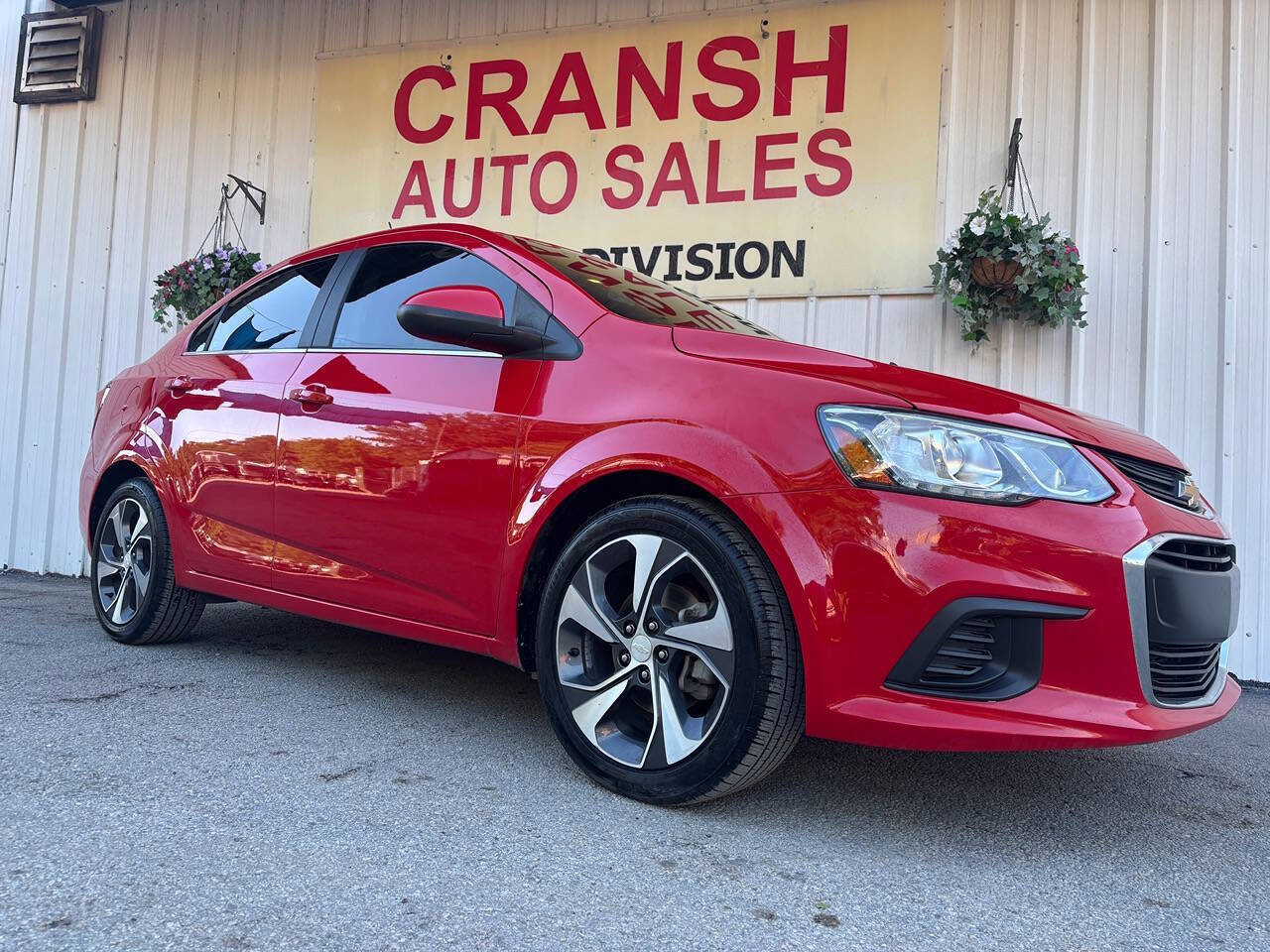 Used 2020 Chevrolet Sonic Premier FWD image 3