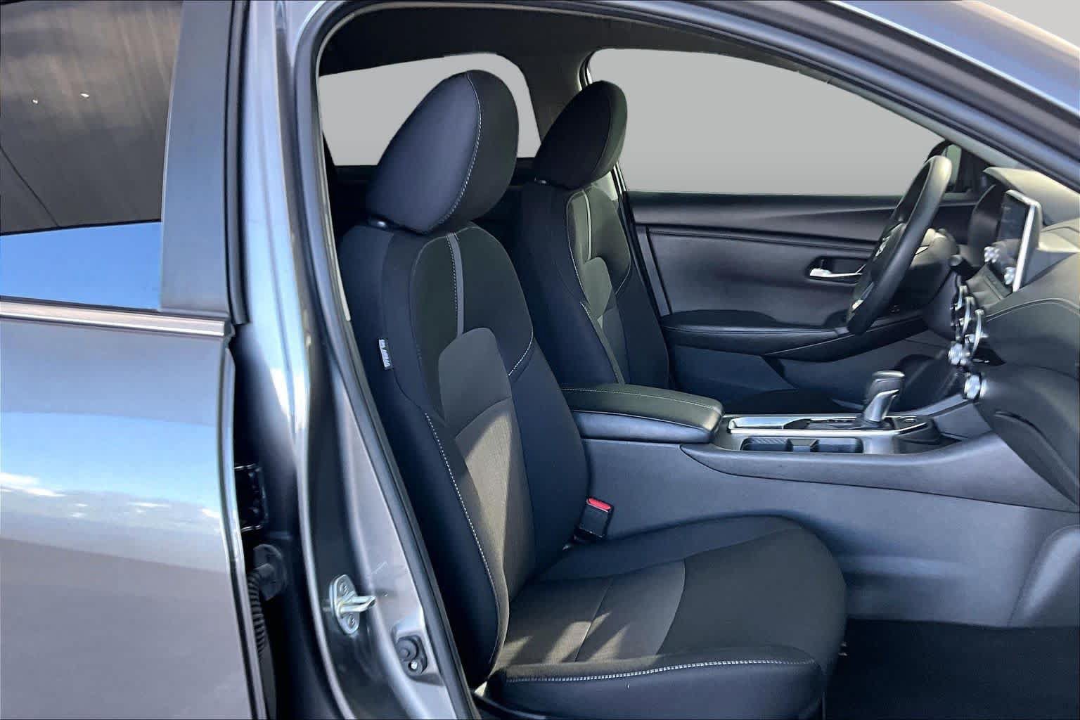 Certified 2024 Nissan Sentra SV FWD image 9