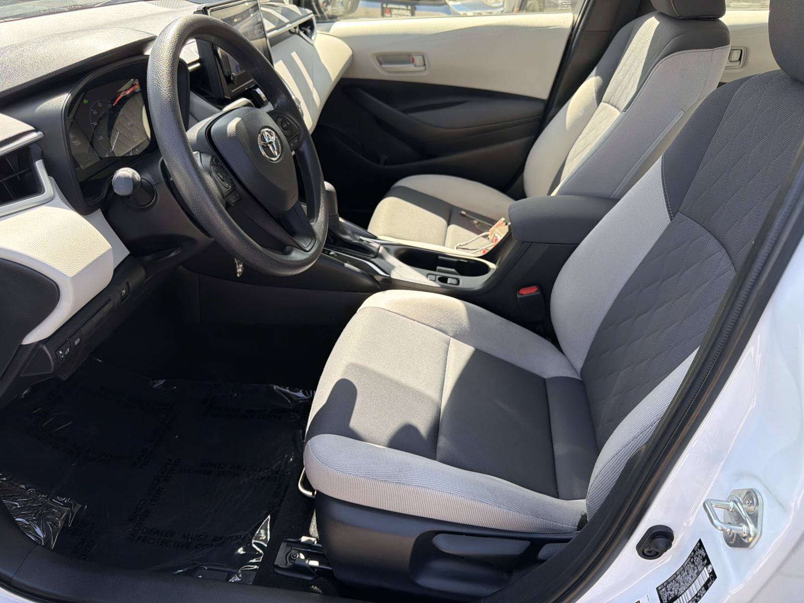 Used 2024 Toyota Corolla LE FWD image 12