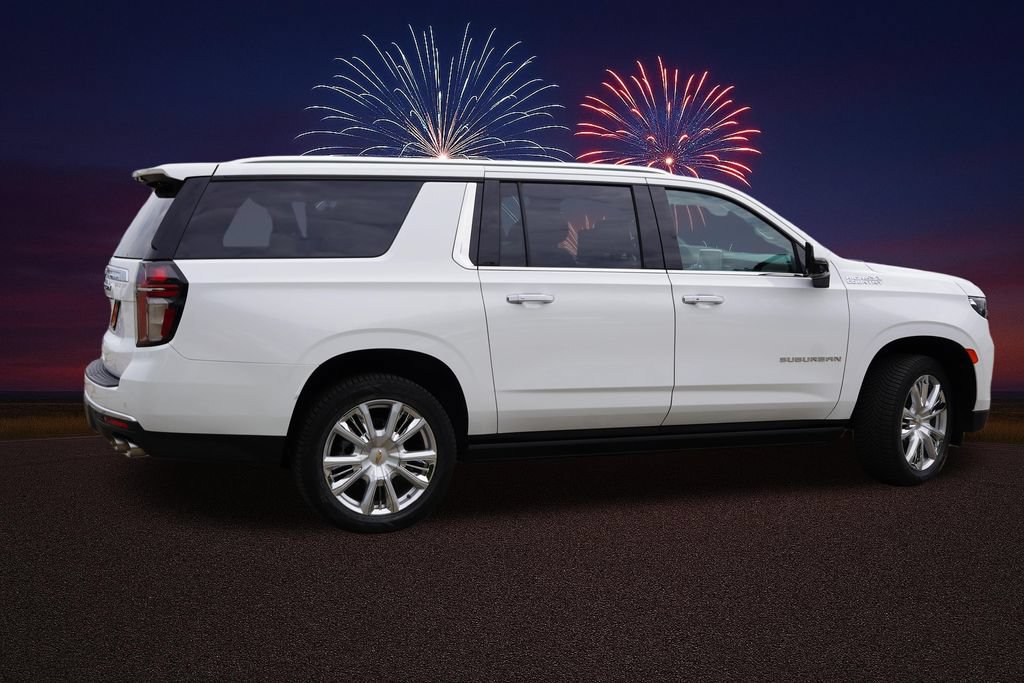 Used 2021 Chevrolet Suburban High Country w/ Premium Package AWD/4WD image 4