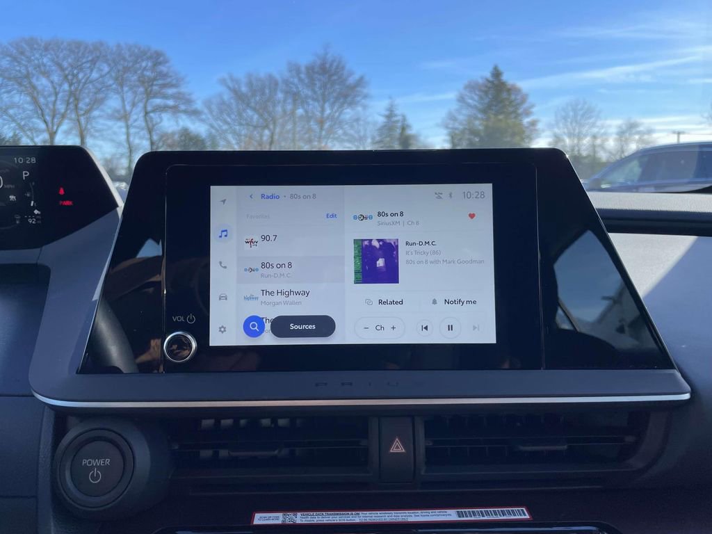 Used 2024 Toyota Prius Prime Premium image 25