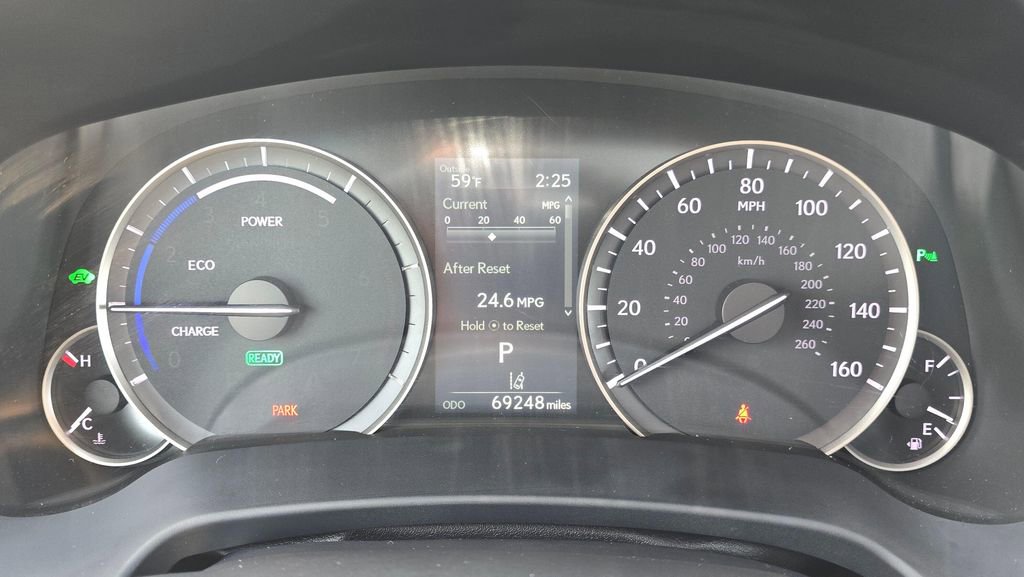 Used 2017 Lexus RX 450h AWD w/ Luxury Package image 29