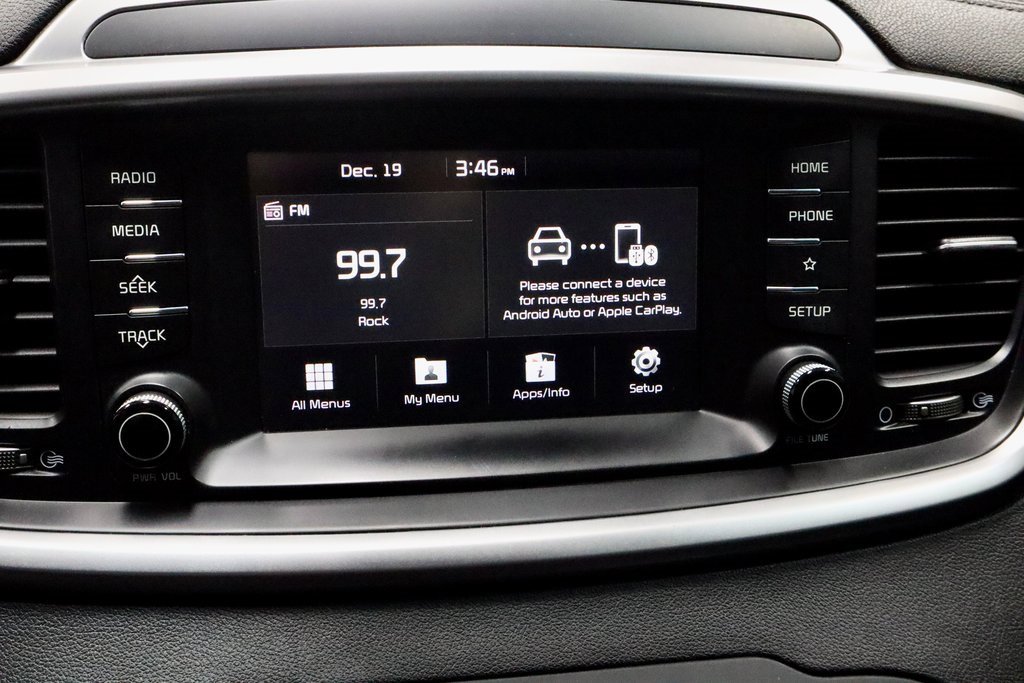 Used 2019 Kia Sorento LX image 3