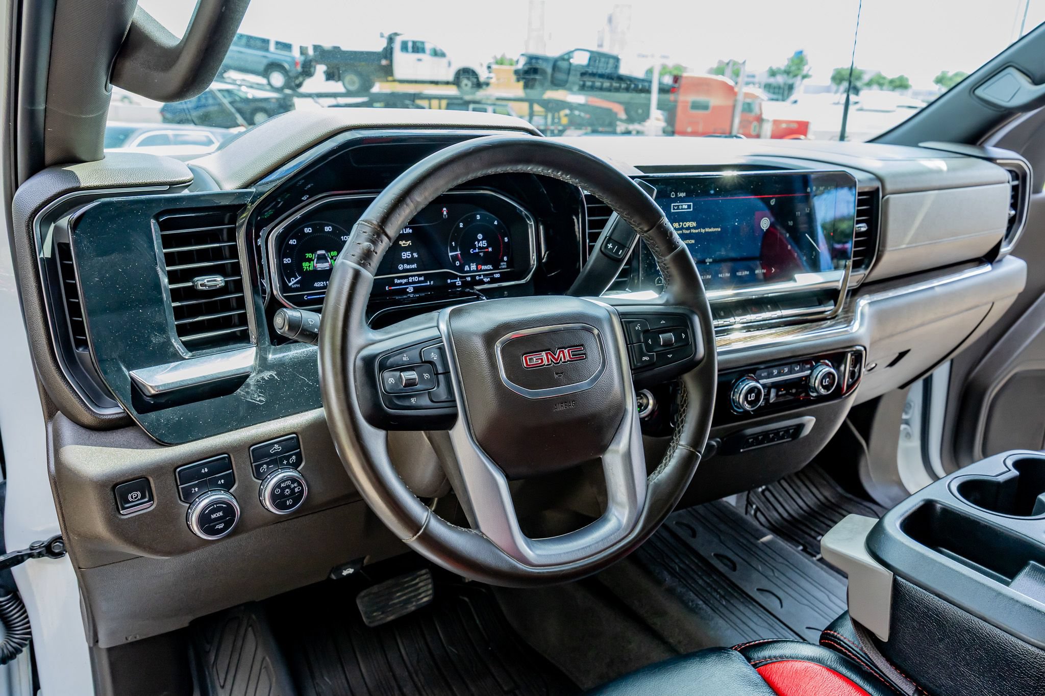 Used 2024 GMC Sierra 3500 SLE w/ SLE Convenience Package AWD/4WD image 16