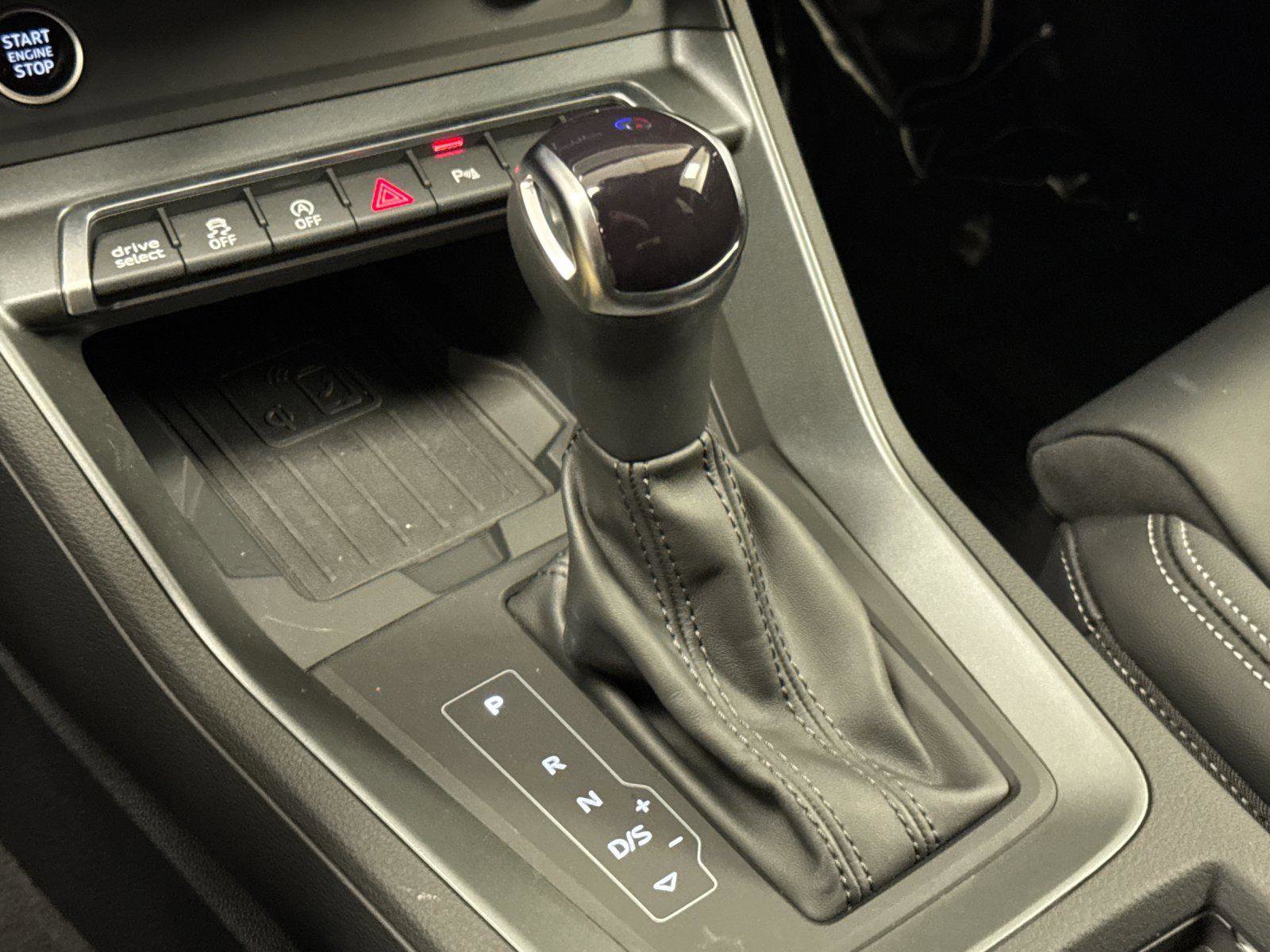 Certified 2025 Audi Q3 2.0T Premium w/ Convenience Package image 21