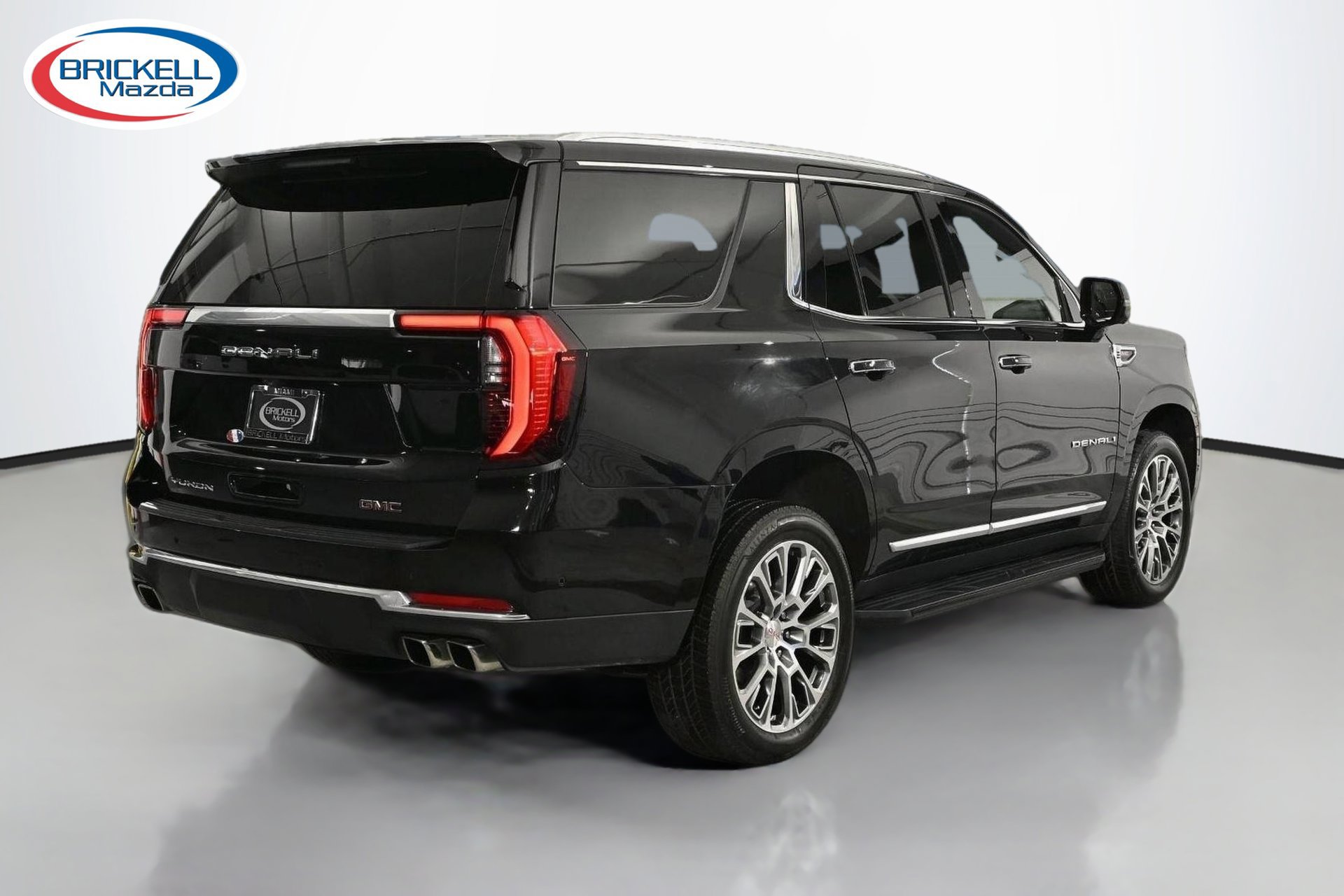 Used 2025 GMC Yukon Denali AWD/4WD image 5