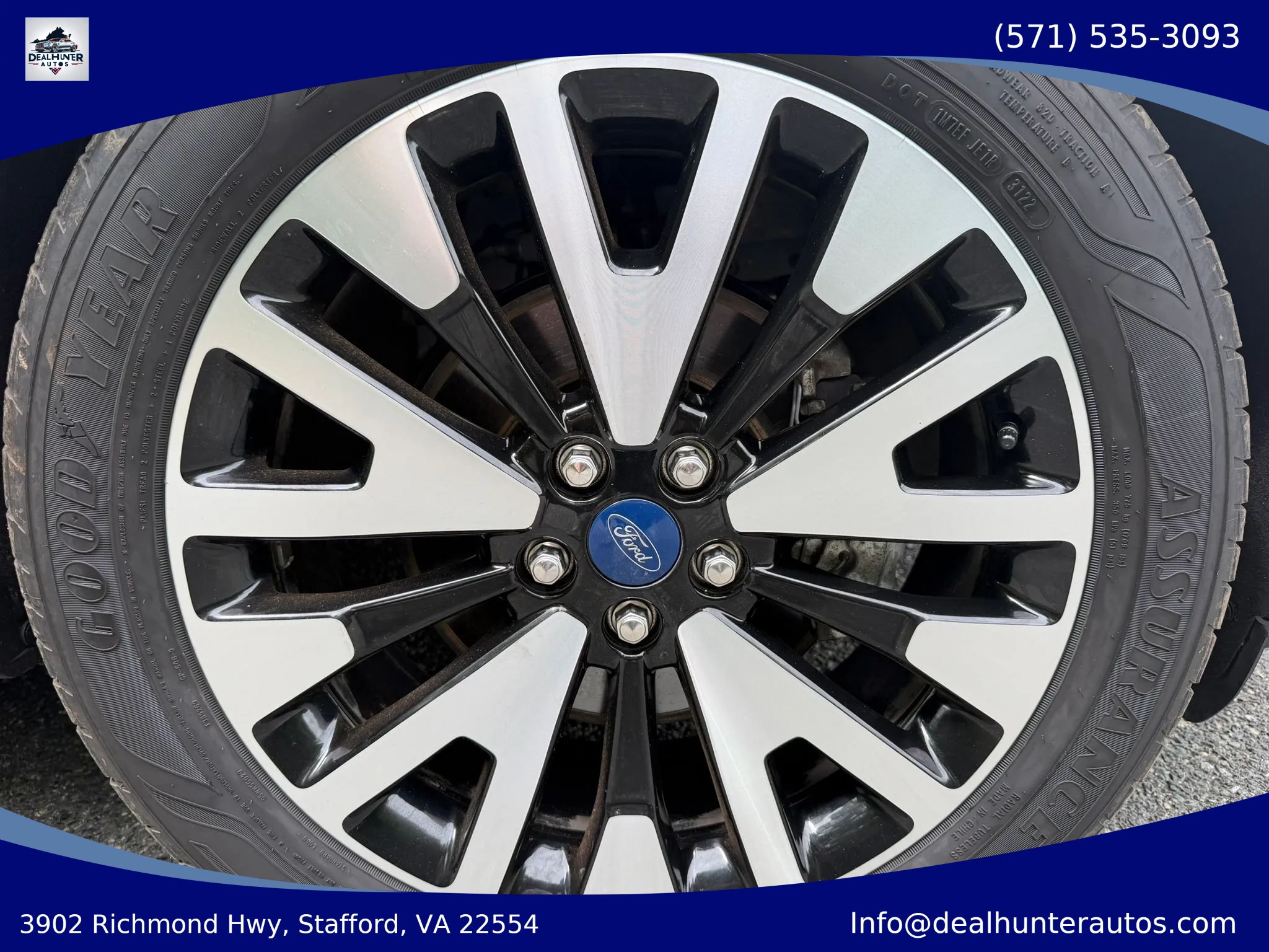 Used 2020 Ford Escape SE Sport AWD/4WD image 4